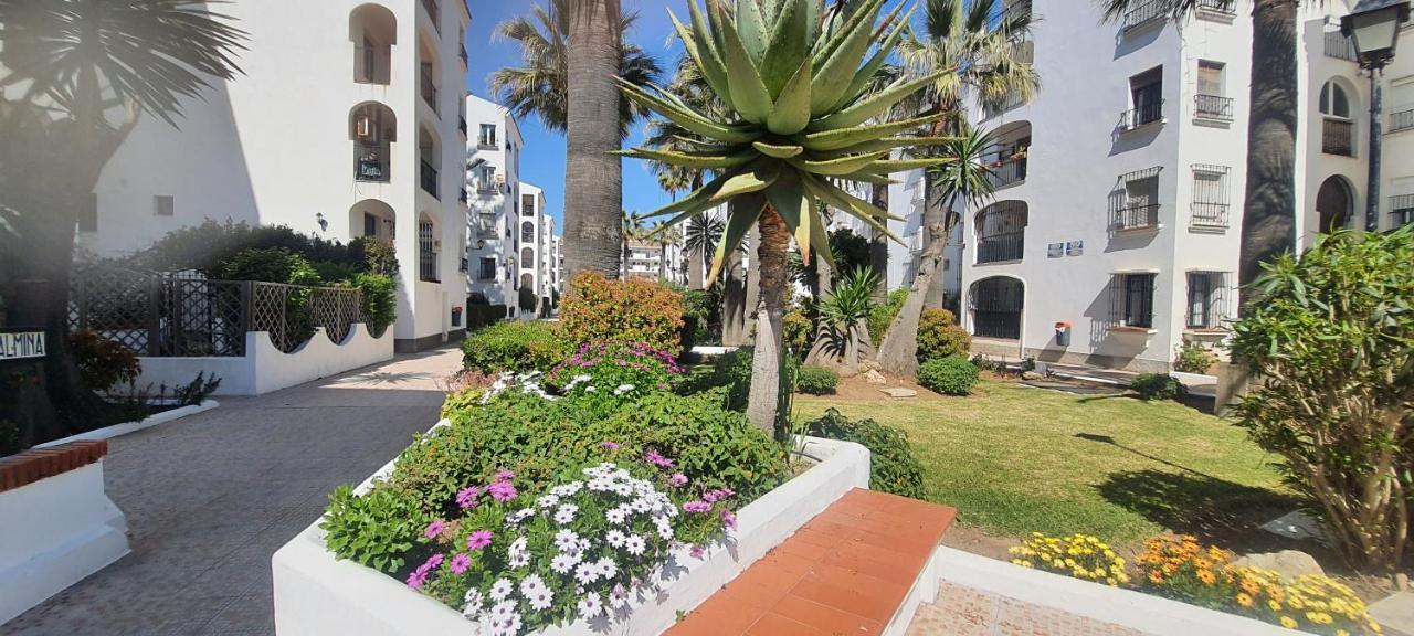 Apartamentos Sabinillas Сан-Луис-де-Сабинильяс Экстерьер фото