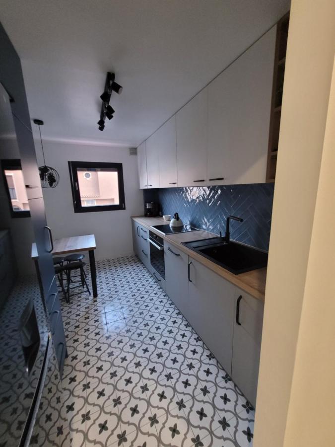 Apartamentos Sabinillas Сан-Луис-де-Сабинильяс Экстерьер фото